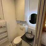 מלון דירות Tour Eiffel 4*